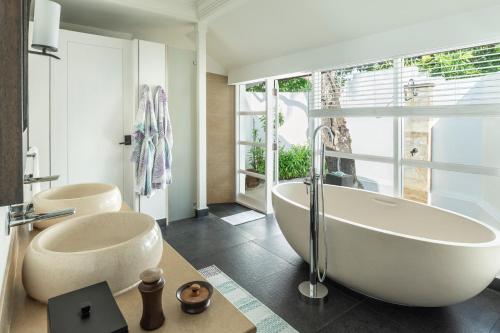 Garden Pavilion Twin Room with Pool - Room Rate inclusive of breakfast for 2 adults