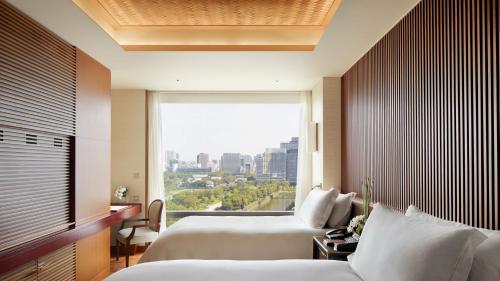 Grand Premier Suite Twin