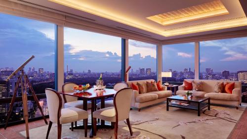 Grand Premier Suite Twin