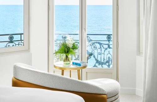 Premium King Room with Sea View