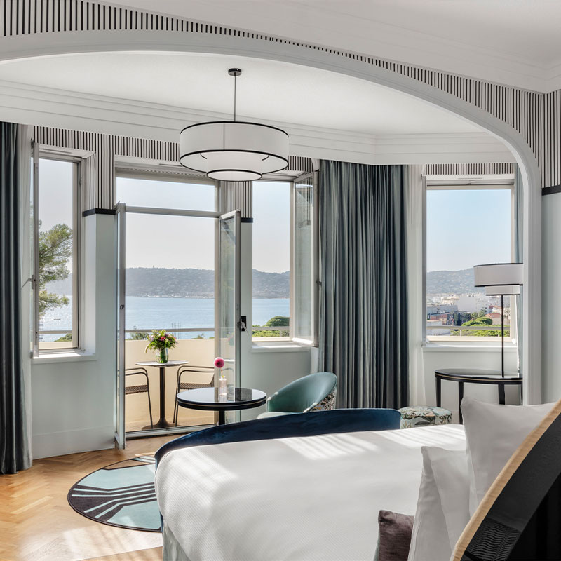 Double Junior Suite - Beachfront Balcony