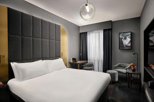 Roomy Plus