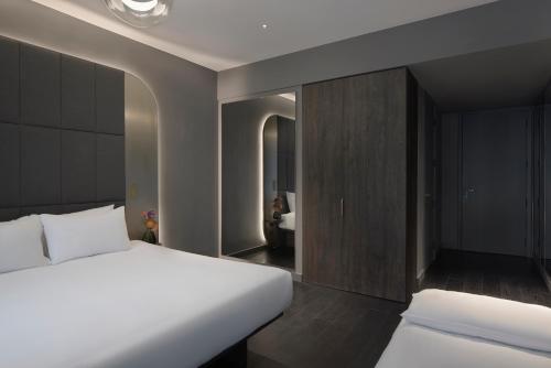 Roomy Plus