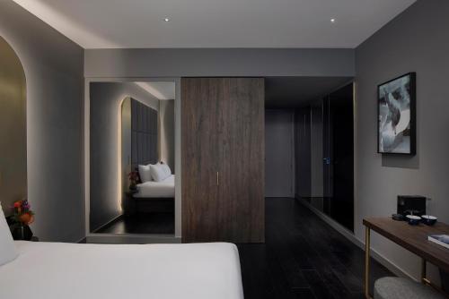 Roomy Plus
