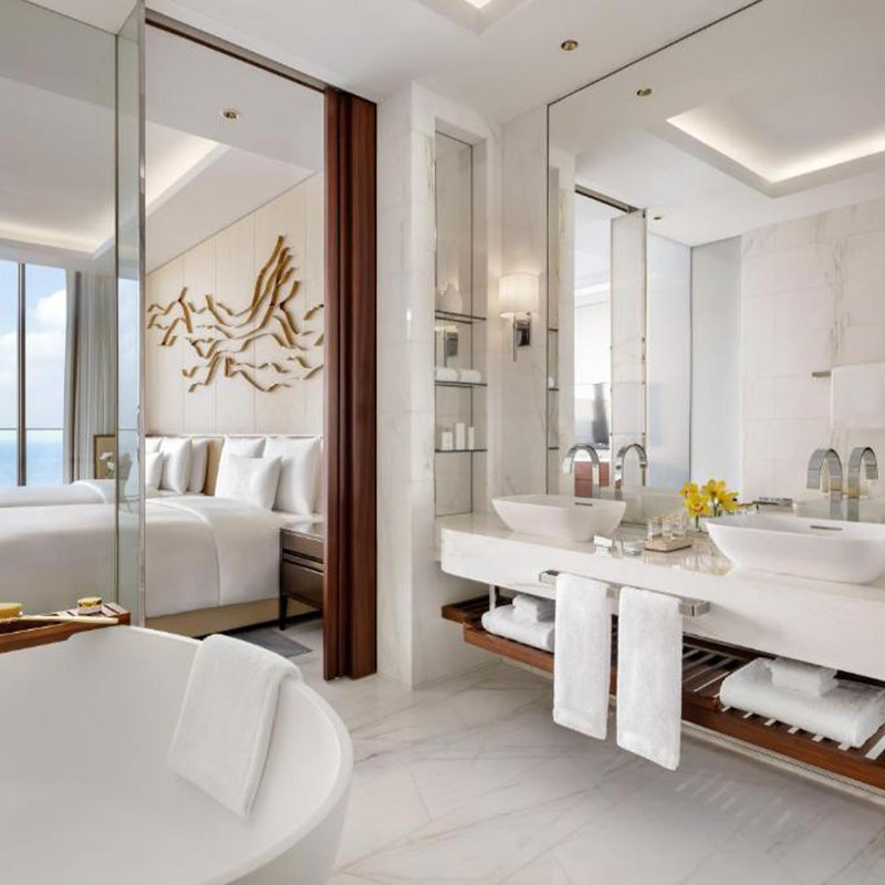 Palmscape Queen Room