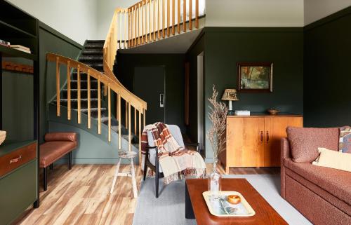 Double Queen Loft Suite