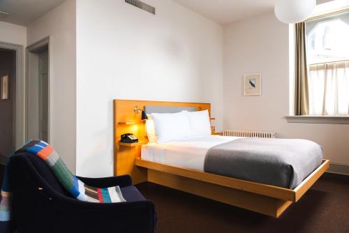 Pearl St Queen Suite