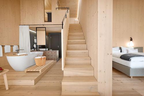 Suite with Mountain View