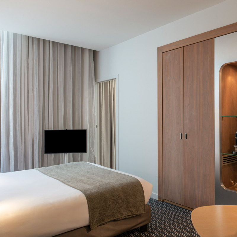 Deluxe Double Room - 1 Queen Room
