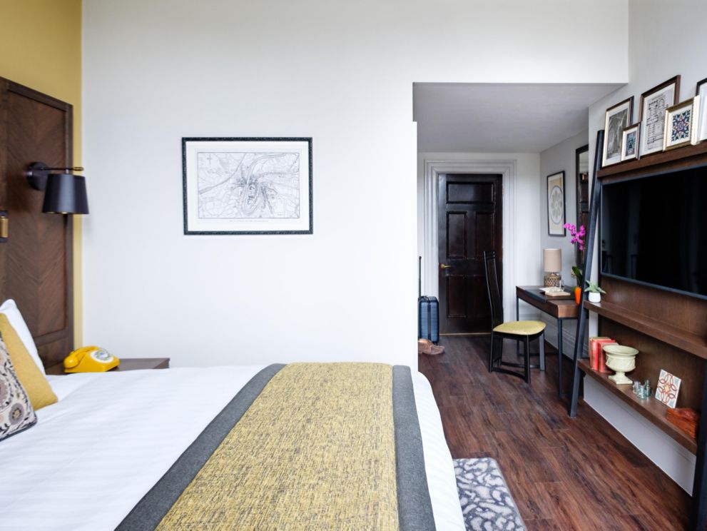 Premium King Room with Cathedral View