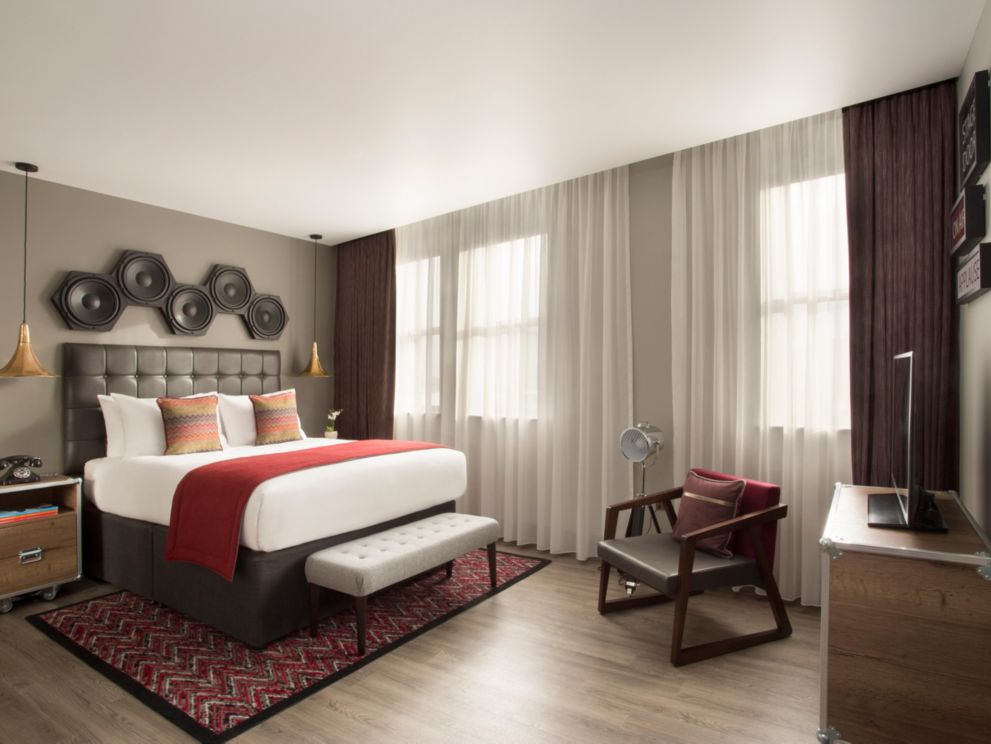 Premium Room