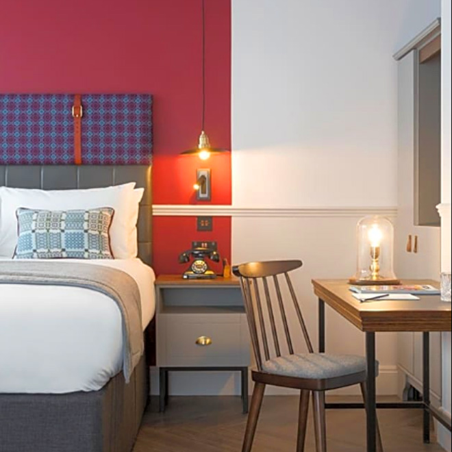 1 Queen Bed Accessible Standard