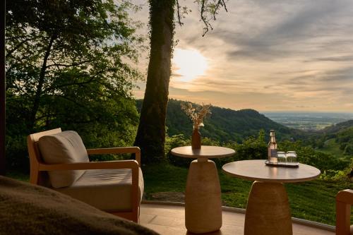Suite with Mountain View