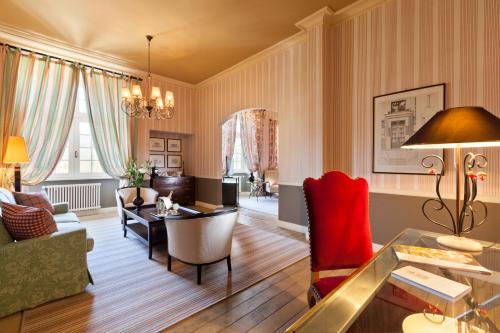 Suite with Garden View