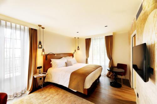 Double Room With Terrace