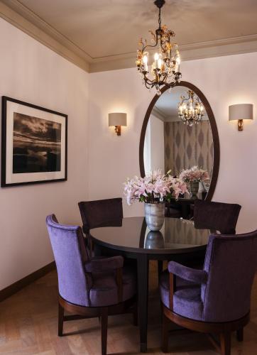 Heritage Lake View Suite