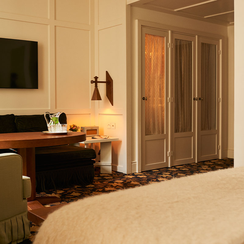 Prestige Room 