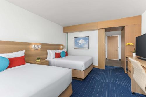 Queen Room with Two Queen Beds