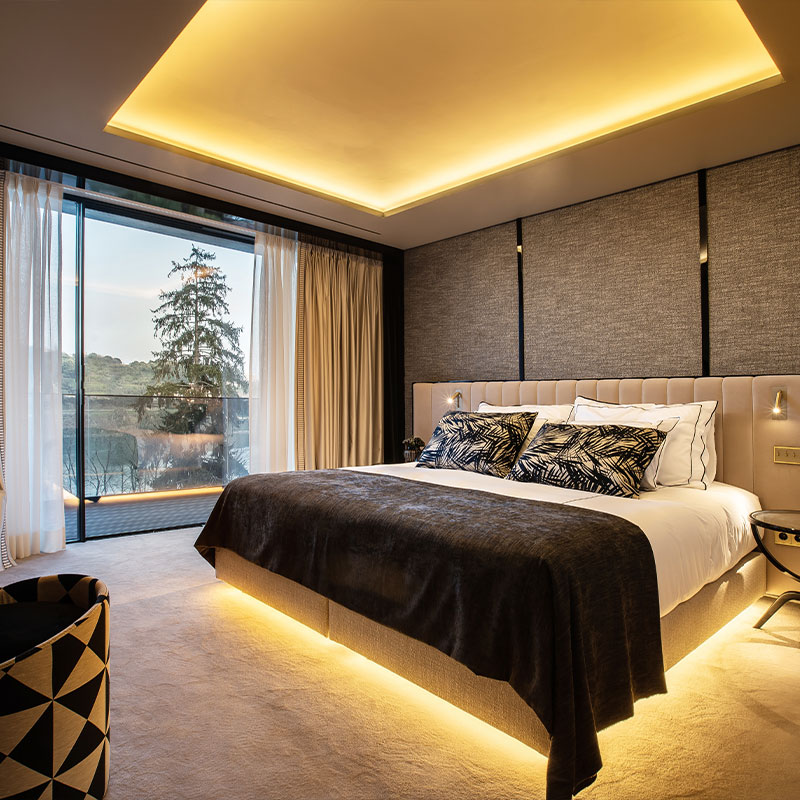 Deluxe River View Room