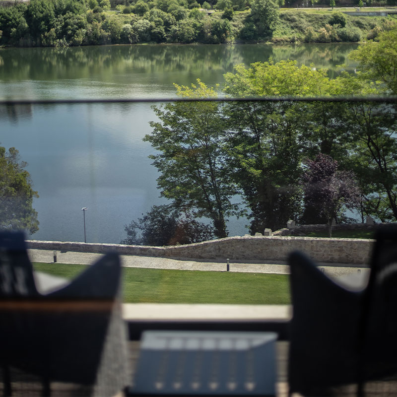 Deluxe River View Room