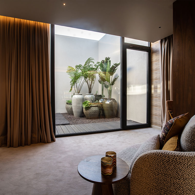 Signature Suite