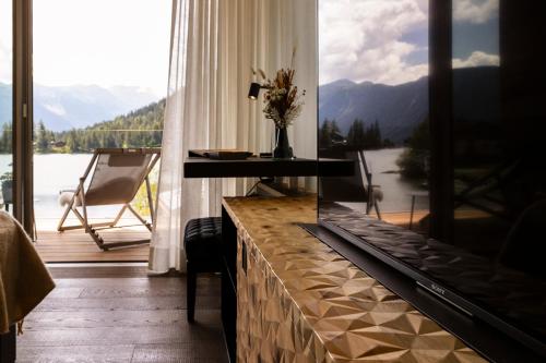 Double Room with Lake View