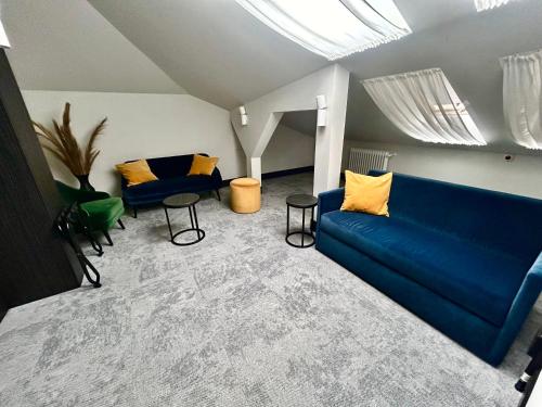 Junior Suite with King and Sofa Bed