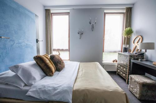 Superior Single Room with Queen-Size Bed