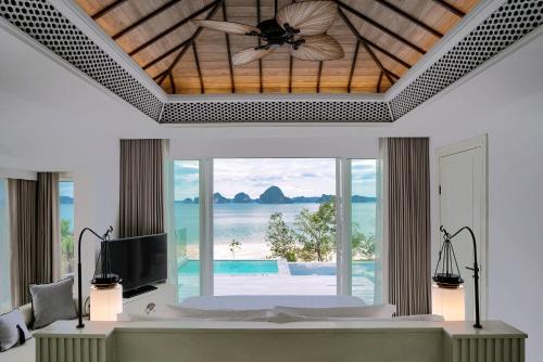 Two Bedroom Ocean Pool Suite