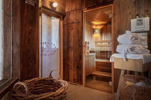 chalet