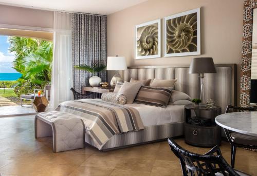Adults Only Grace Bay Junior Suite