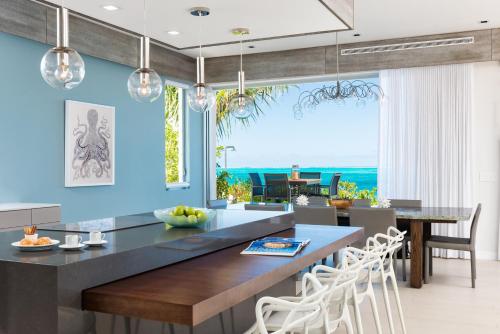 5 Bedroom Sundog Villa