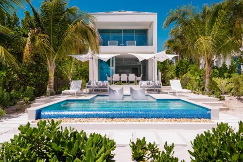 5 Bedroom Turtle Inlet Villa