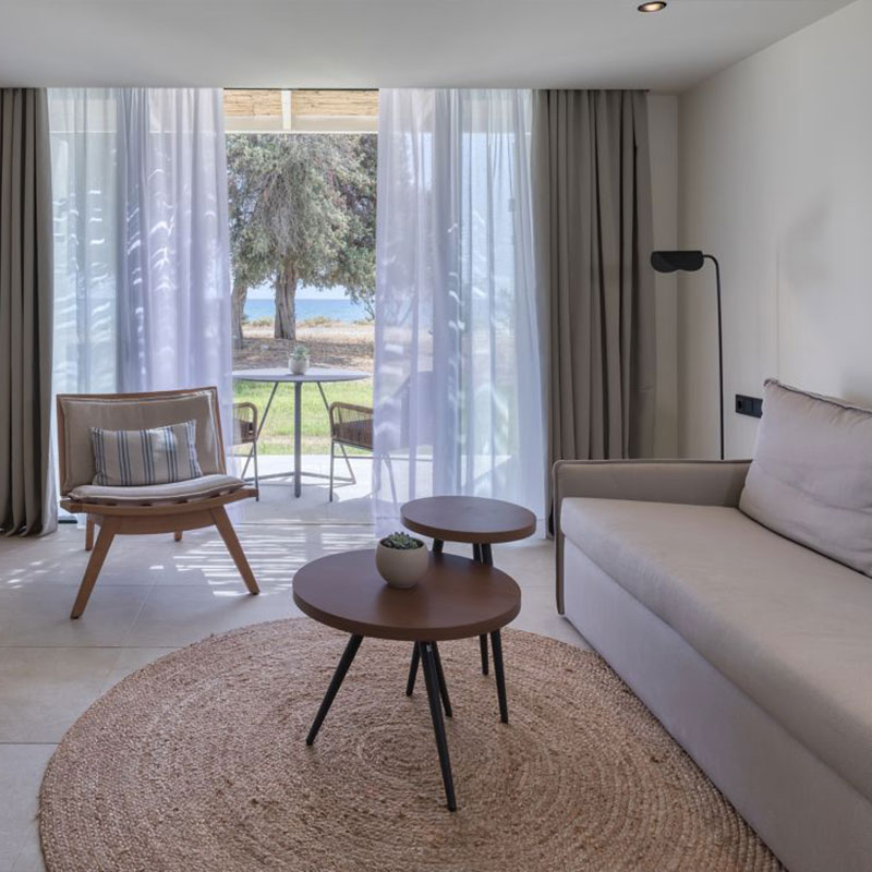 Sapphire Lush Suite (3 Bedrooms)