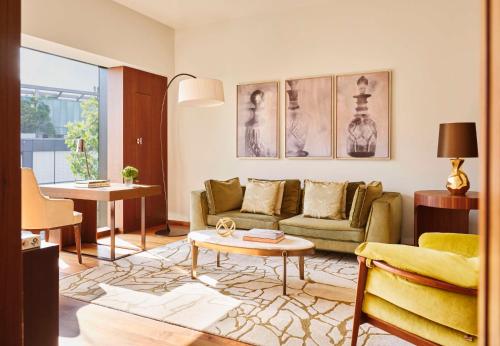 Three-Bedroom Park Suite