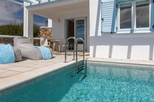Signature Junior Suite with Indoor Jetted Tub and Private Pool