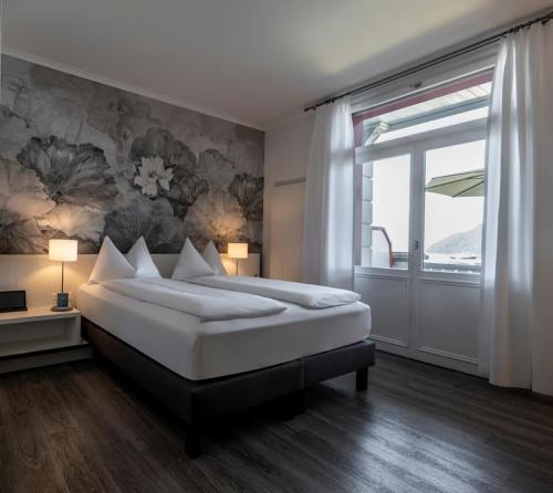 Deluxe Double or Twin Room with Balcony