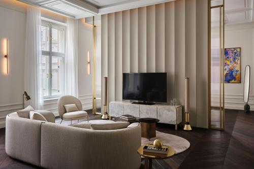 The Ritz-Carlton Symphony Suite with Club lounge access