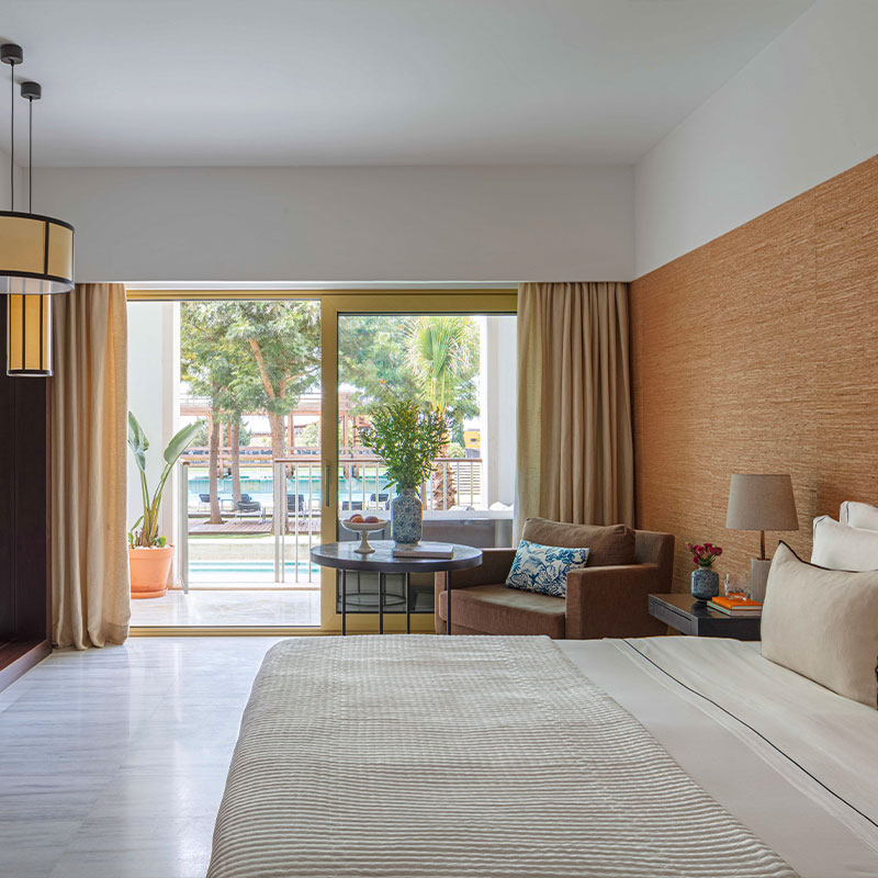 Deluxe Family Pool Access Room Double