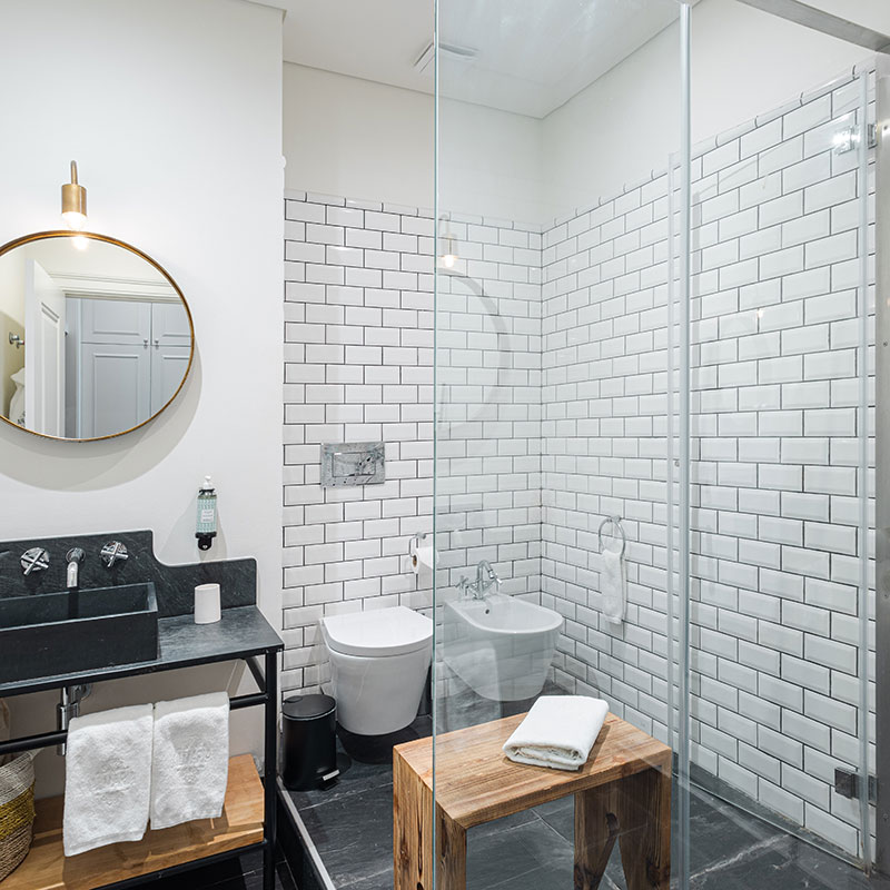 Deluxe Two-Bedroom Apartment