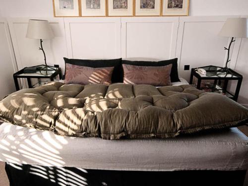 Large Double or Twin Room