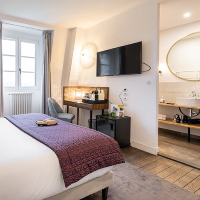 Teeny room
