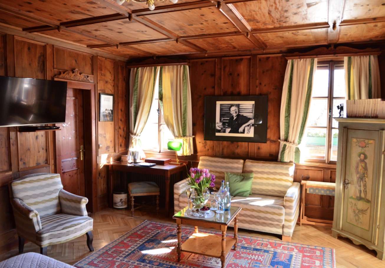 Double Room James Bond