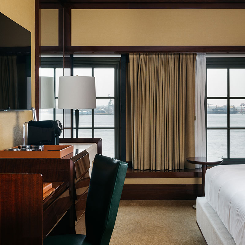 Premier River View King
