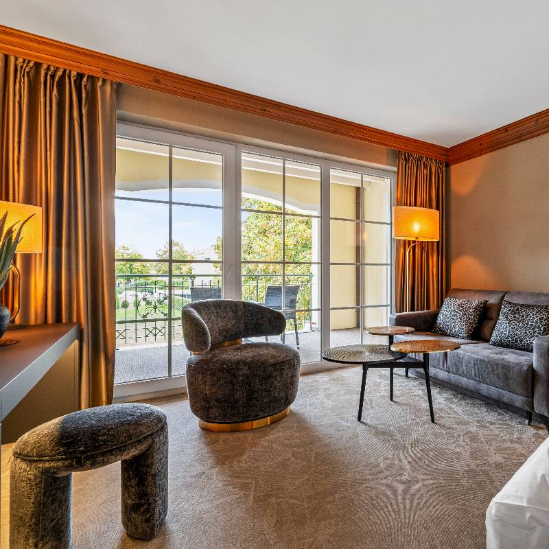 Superior Room Modern with Balcony