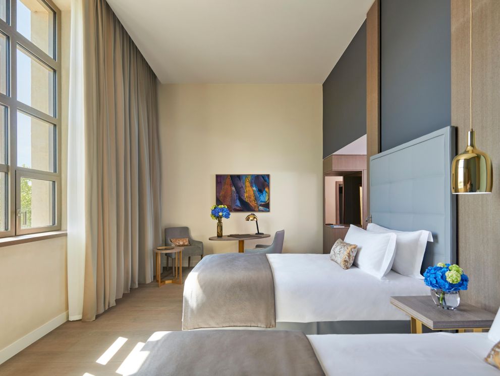 2 Twin Premium River View