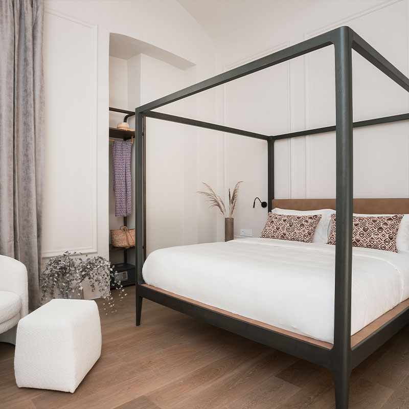 Signature Room