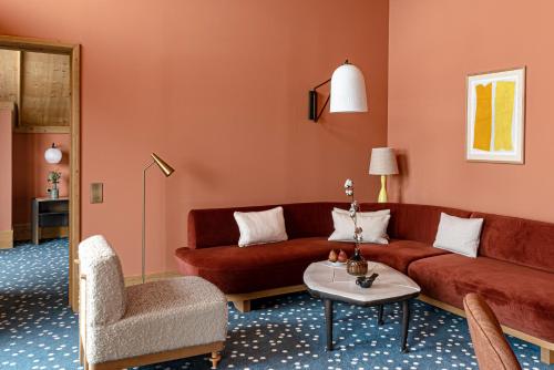 Deluxe Two Bedroom Suite
