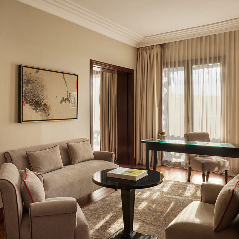 Deluxe One Bedroom Suite
