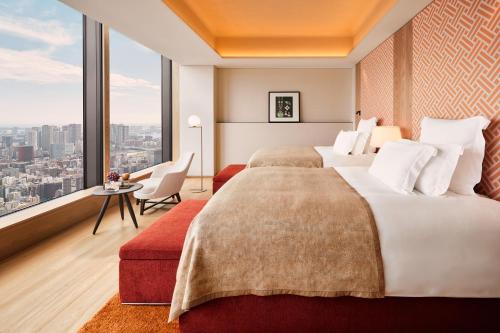 Deluxe Double Room with Two Double Beds and Skyline View
